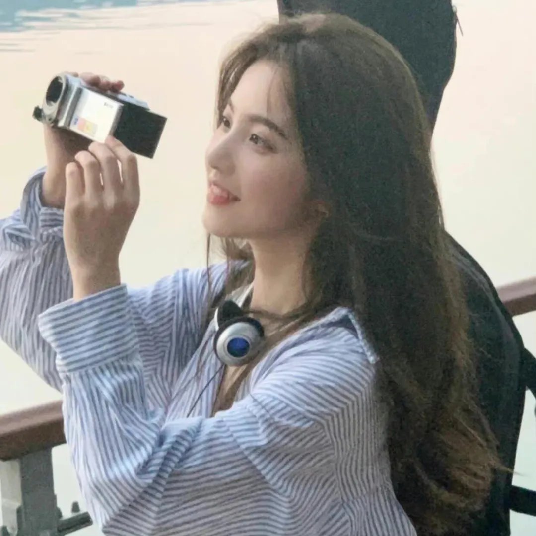 阿吉小姐
